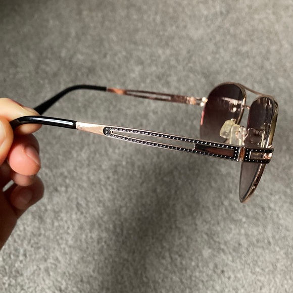 Cute Sunglasses - Picture 2 of 3